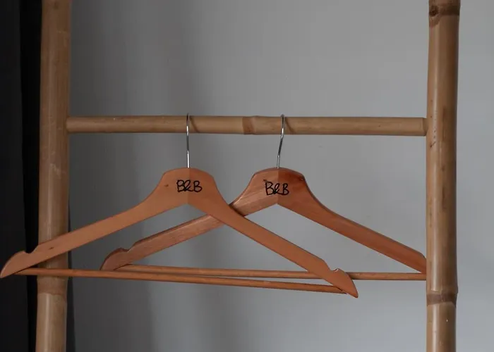 Bed and breakfast Holy Dove 2*