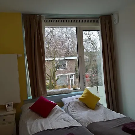 Bed and Breakfast Holy Dove 2*