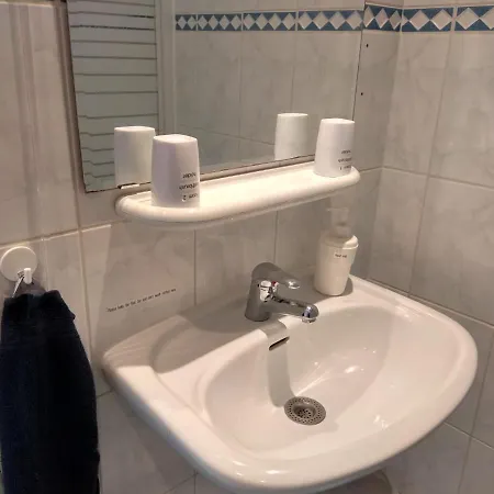 Holy Dove Nocleg ze śniadaniem Amsterdam